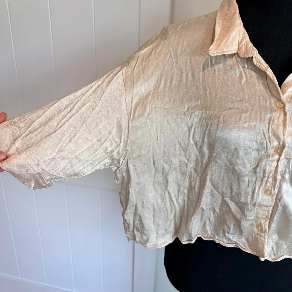 Zara Champagne Satin Finish Cropped Button Up Blouse Short Sleeve Women Large